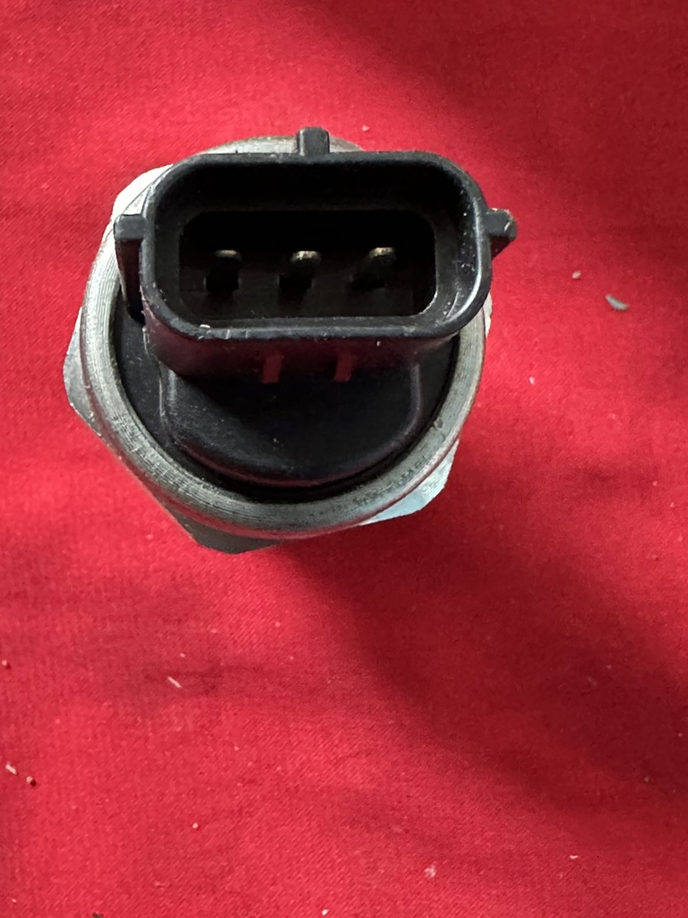 Denso Rail Pressure Sensor 499000-6141, No. 539(6)