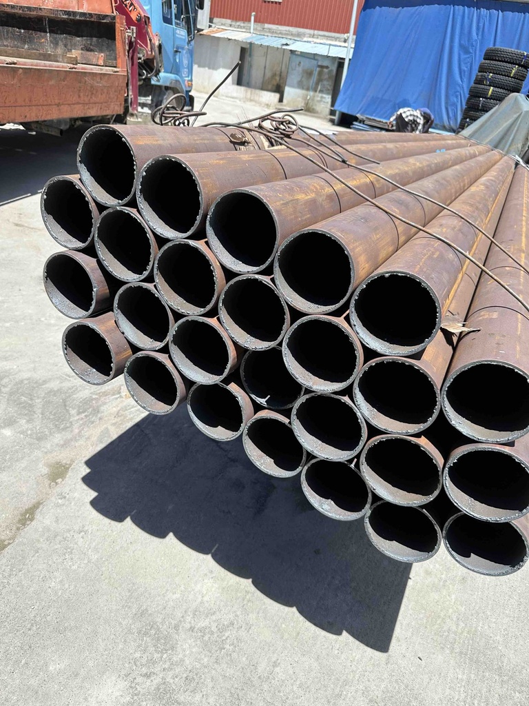MS Seamless Pipe 5.5"*5MM*5.8Mtr (Black Surface)
