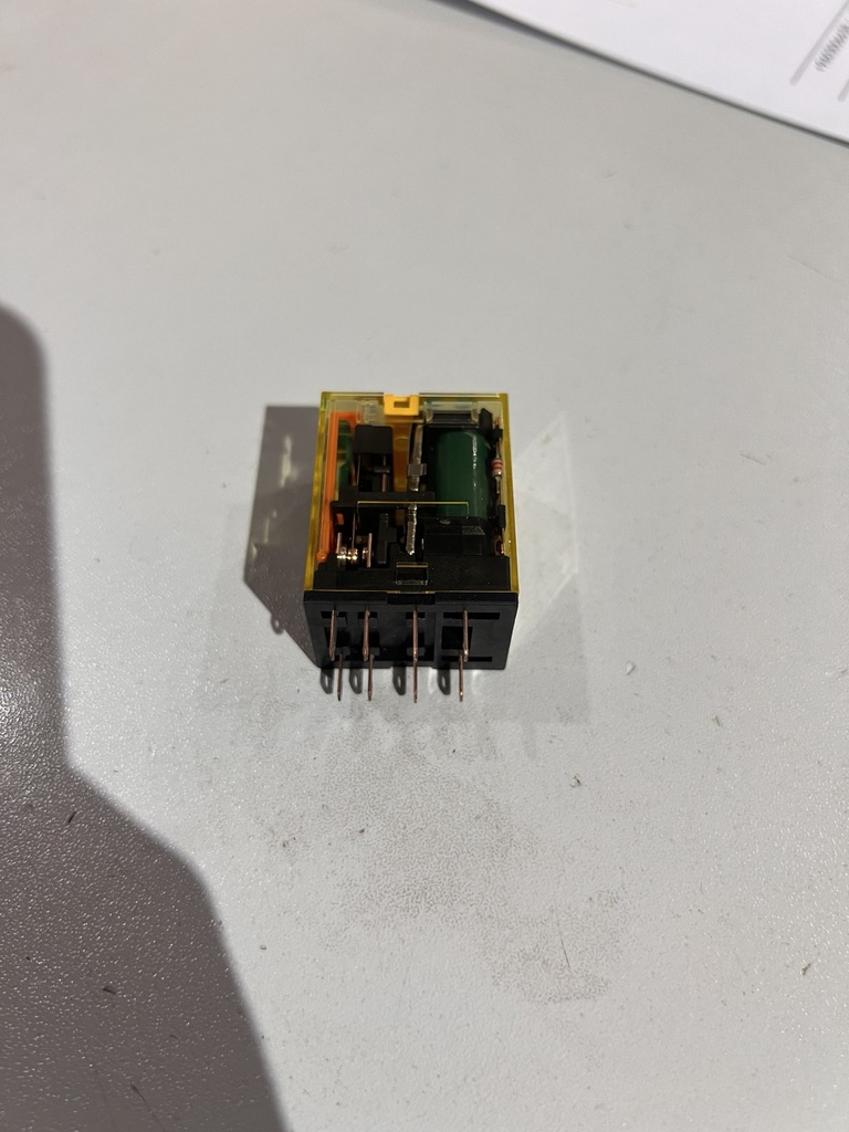 Relay RU2S-24 24V DC