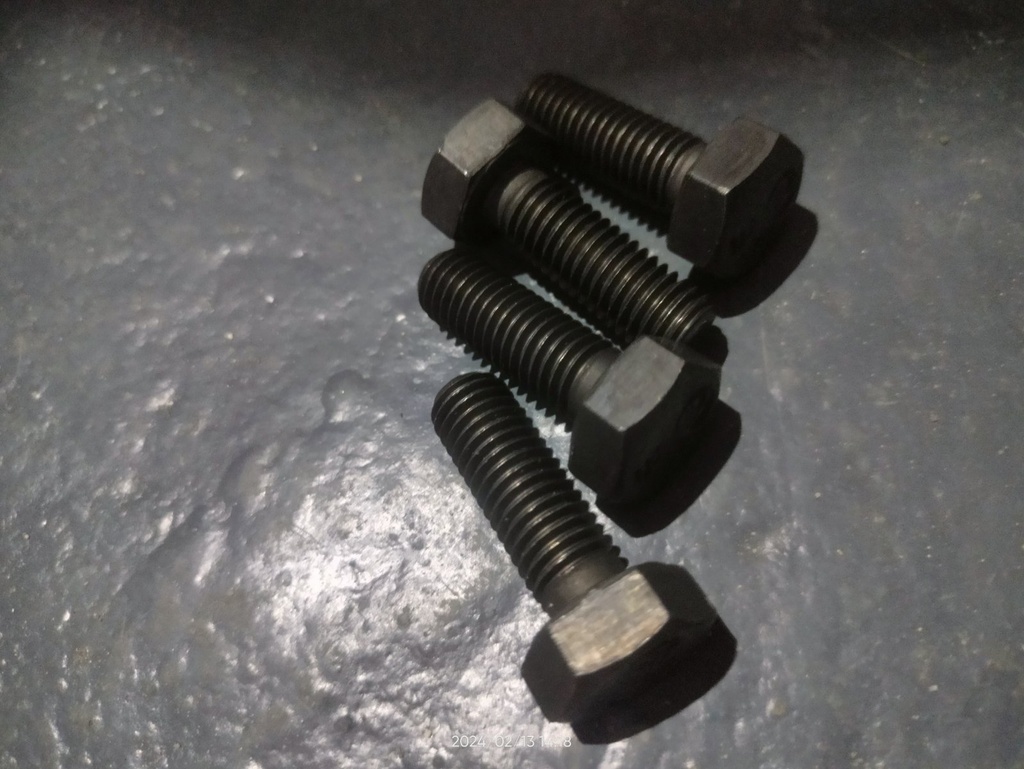 Bolt 8T-4195