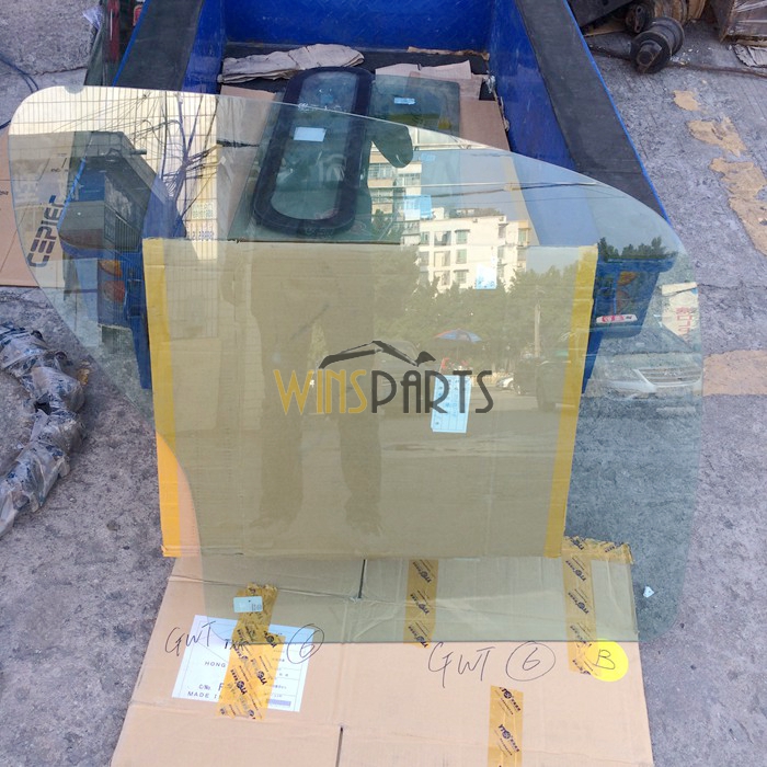 Glass (R,R)..YN02C01567P1