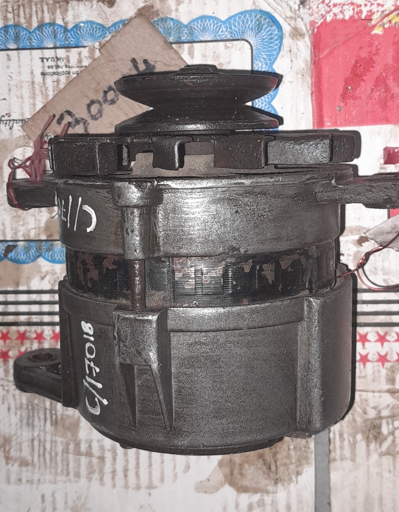 (R) Alternator (D)