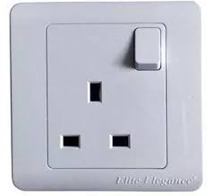 13A Single UK Socket LK4056