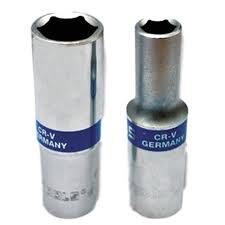 1/2" Dr. 6PT Long Socket 18MM (Half Mirror And Half Matte Surface With Blue Ribbon Factory Brand)