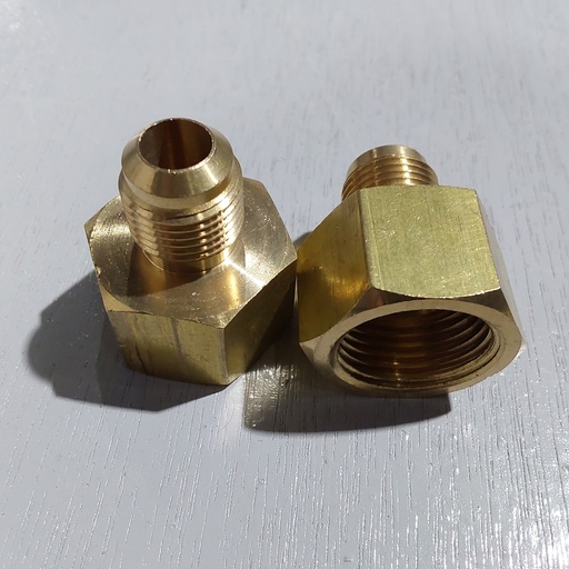 [42319] Internal To External  Union ,   Brass , 3/8"-1/2"