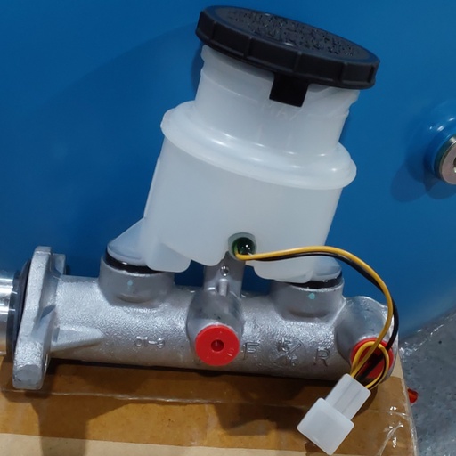 [23384] Brake Master Cylinder 8-97148431-0